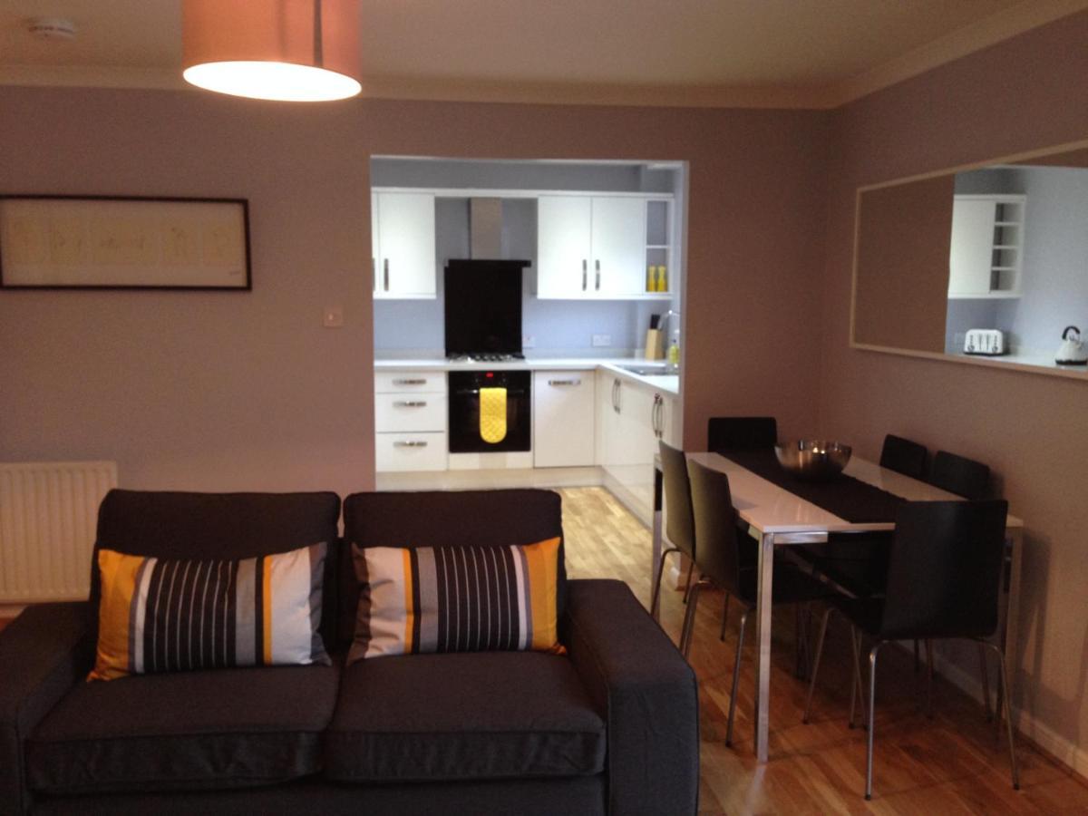 Flat Three, 212 Eaglesham Road, East Kilbride, Glasgow Buitenkant foto